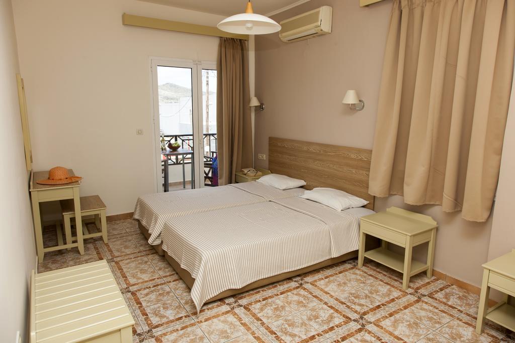 Mithos Apartments Agia Marina Zewnętrze zdjęcie